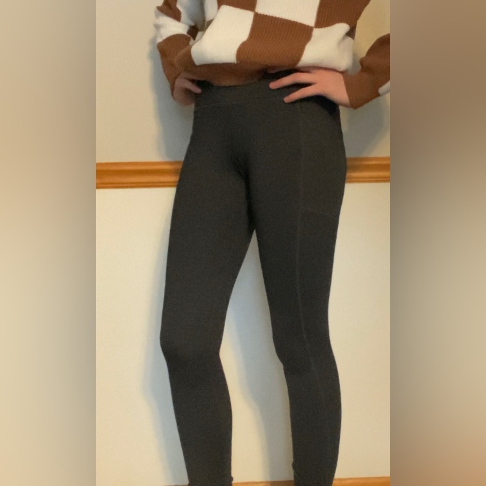 Avia Leggings in Greystone Heather | Size M 8-10 (US) |